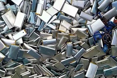 南充嘉陵高价回收艾佩斯电池-高价电动车电池回收